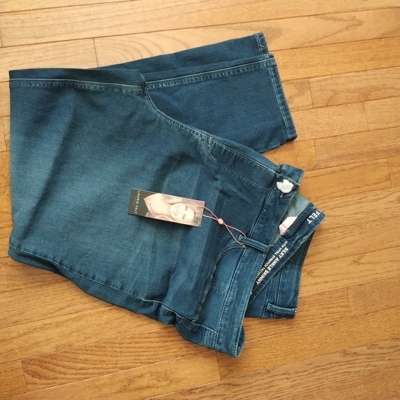 Laurie Felt Silky Ankle Skinny Leggings Jeans 3X - Picture 3 of 11